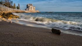 Marea Neagră, mai sigură pentru turiști și navigatori! România, Turcia și Bulgaria au semnat o înțelegere pentru combaterea minelor marine